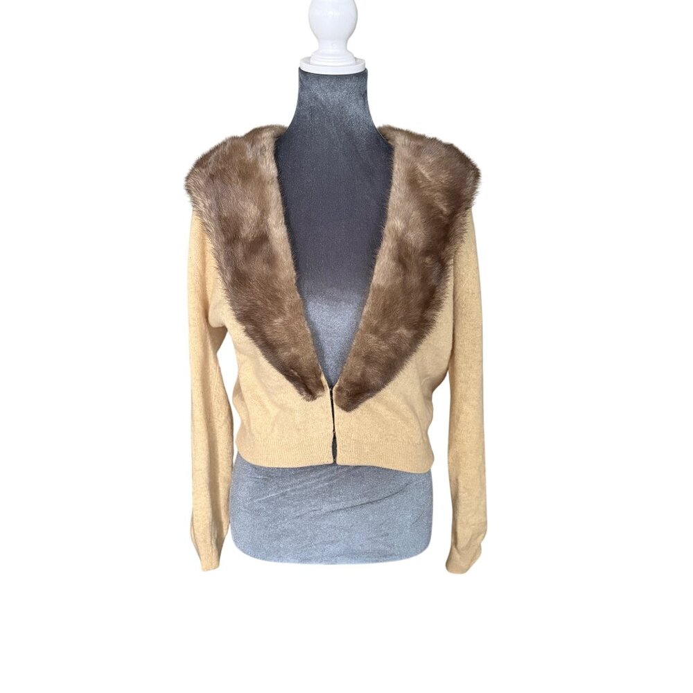 Vintage Dalton Cashmere Sweater W/ Fur Collar & Rhinestone Cuff Details Beige Wo